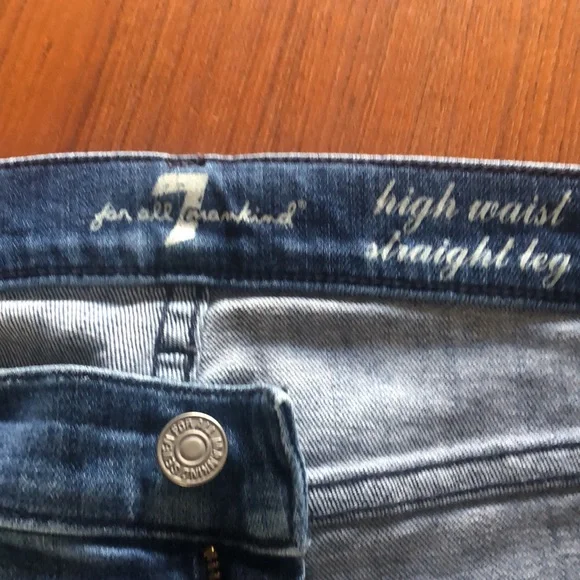 7 For All Mankind - Picture 2 of 12